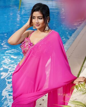 Soniya Bansal Instagram - If you look at what you have in life, you'll always have more. If you look at what you don't have in life, you'll never have enough.