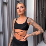 Sophia Thomalla Instagram - Vielen Dank für den überragenden Start von @areyoutheone.de “Realitystars in love“ ❤️ Vielen vielen Dank fürs überaus zahlreiche Einschalten! Was würdet ihr nur ohne mich machen 😂