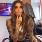 Sophia Thomalla Instagram - Quizshow preparations 🫣😉 @ard