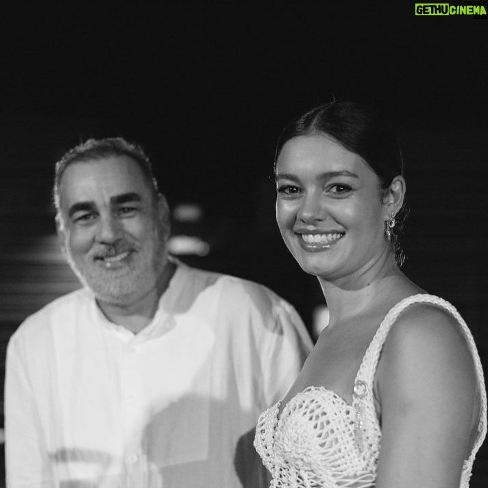 Sophie Charlotte Instagram - OBRIGADA @s.rmachado ! Obrigada pelo nosso @riododesejo Estreia HOJE nos cinema ! Obrigada pela Anaíra! E pela aventura de lançar um filme no Brasil ! Que jornada linda ! Obrigada @gullaneentretenimento E todos os amigos que estão nos ajudando na divulgação! 📷 @milenapalladino