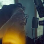 Sophie Charlotte Instagram – GAL 

Maria da Graça . Gracinha . Gaúcha . Gal ! 
Gal Costa !!!!!!! 

Você é a estrela maior , primeira , minha sorte , barato total … DIVINA MARAVILHOSA! 

Generosa , carinhosa, sedutora! 
Olhos de mistério absoluto( castanhos com rasgos azuis … vai entender !) 

Agradeço . TUDO! 
Você permitiu , me deu a honra maior como artista. Aprender contigo ,e como você,  a VIVER , a cantar , a ser mais ! Mais mulher , mais legal, mais mistério, mais astral, mais liberdade !  E me trouxe novos amigos, carnaval , uma outra juventude, praias ….. e a Bahia !!!! 

Baby!!!! Já estou com saudade! 

Queria te falar tanto …. Que te amo. Te falei né ?!?? Falei, ainda bem !
Fa-tal! 
E que a gente toda que fez seu filme, fez pra você ! Por você ! Com todo amor ! 

Te reverencio em absoluto !!!! 
Sua arte , sua revolução , sua brasilidade , sua voz infinita! 
Que ecoará eternamente ! Baiana! 

Um abraço forte para todos os fãs devotos, todos os amigos, sua família , e em especial seu Gabriel ! Força pra gente que segue aqui contigo no coração ! 

LUZ! BRILHANTE! CRISTAL! 

G
A
L

C
O
S
T
A. 💛☀️🌻