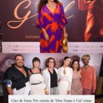 Sophie Charlotte Instagram - Um dos filmes mais aguardados do ano, #MeuNomeéGal ganhou pré-estreia concorrida em #Salvador, terra natal de #GalCosta, na noite desta segunda-feira (2), no #CineGlauberRocha, no Centro. O lançamento do longa-metragem contou com a presença da atriz #SophieCharlotte, que interpreta a cantora, das diretoras Dandara Ferreira e Lô Politi, e dos atores Luis Lobianco, Caio Scot, Elen Clarice e Chica Carelli. "Me aproximar dela, mergulhar em sua obra, na sua vida, na sua existência, na sua história, só me fez admirar ainda mais a #Gal. Eu amo a Gal Costa. E eu fiz com todo o meu coração mesmo essa homenagem. Ela é incrível, e o que ela realizou é surreal. Porque ela se transformou e se modernizou tanto ao longo da vida”, disse Sophie em entrevista ao Alô Alô Bahia. “Para mim é uma tristeza enorme Gal não estar aqui hoje com a gente. O filme foi inteiro pensado para ela: uma homenagem para ela curtir, para ela revivenciar muitas memórias que foram importantes para a vida dela. E aí, os percalços da vida… infelizmente, Gal não está aqui hoje, mas eu tenho certeza que onde ela estiver ela vai estar muito feliz com o projeto, porque é uma declaração de amor”, declarou Dandara. Galeria completa no Alô Alô Bahia - link na bio ou Stories. 📸: Elias Dantas / Alô Alô Bahia #AloAloBahia #Bahia - compartilhe a informação.