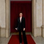Sophie Charlotte Instagram – Um noite no Teatro Municipal de São Paulo.  Obrigada @gucci  CONTRAMEMORIA , cultura em movimento . Repensando a semana de 22. Amei o convite @carlamoreire , @vitorsouza___ . 

Make @herodrigues 
Style @patriciazuffa