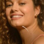 Sophie Charlotte Instagram - Essencial Ato é uma fragrância exclusiva da @naturabroficial para você, que gosta de ser protagonista em todas as ocasiões especiais da vida real. Com longa duração e o acorde inédito da flor do pau-brasil, as versões masculina e feminina são intensas, potentes e pensadas para você deixar sua marca por aí.