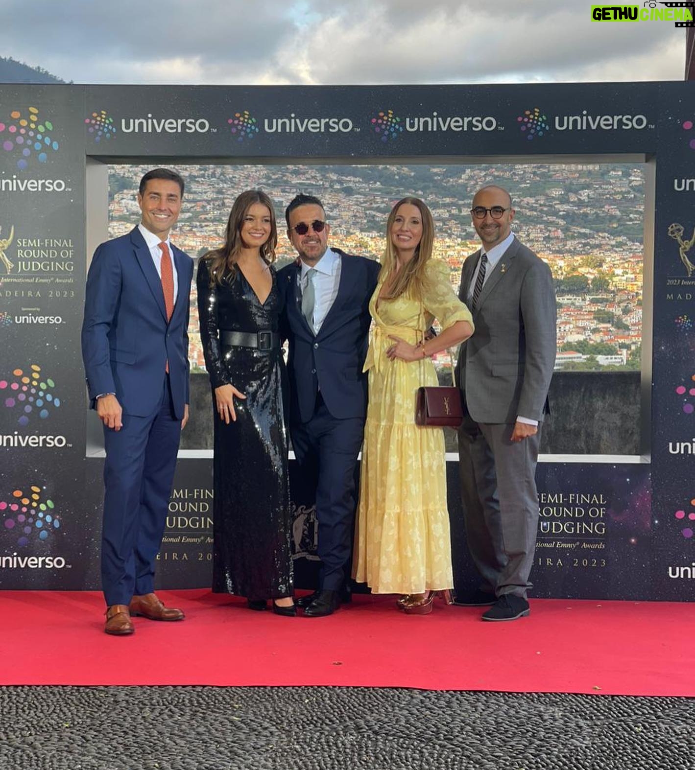 Sophie Charlotte Instagram - Que honra participar dessa viagem inesquecível ! Celebrar é tão importante! #iemmys #cartaouniverso #emmysuniverso Muito obrigada @dudapl , @tvglobo e @globoplay , foi um SONHO ! Agradeço demais ao carinho e educação de toda a equipe que me recebeu com tanto amor , em especial André ! Eu amei conhecer tantos colegas portugueses! Atores, autores , produtores… e claro a equipe do #iemmys ! Só gente legal e astral! E que lugar lindo é a Ilha da Madeira !