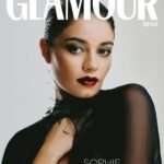 Sophie Charlotte Instagram – Maio é ainda mais especial na Glamour: nossa primeira edição impressa de 2023 está no ar. Na capa 2 de 3, a estrela é ela: @sophiecharlotte1! 

Com uma carreira recheada de sucessos e talento que arrebata tanto sob as câmeras quanto sob os flashes de nosso ensaio, a atriz confessa que o que ama na televisão, no cinema ou no streaming é contar histórias. Em um ano incomparável, prepara-se para compartilhar uma ótima leva delas, da aguardada cinebiografia “Meu Nome É Gal”, onde interpreta Gal Costa, à conexão em Hollywood para “The Killer”, longa-metragem de David Fincher, onde divide créditos com Michael Fassbender e Tilda Swinton. “Me sinto uma pessoa abençoada: vivo do que amo e sinto que meu trabalho dialoga com a humanidade”, abre em conversa franca com @thalita__peres, antes de revelar como navega pela repercussão de seus trabalhos, pelo equilíbrio na vida pessoal e pelas engrenagens intrincadas da fama.

Sim, a #GlamourMaio está imperdível! Garanta a sua revista em mãos através da nossa loja virtual aqui no Instagram (clique na foto e compre!) ou nas bancas a partir desta quinta-feira (11.05). Assinantes conferem tudo agora mesmo, online, no app @globomais. E todos os detalhes estão no link da bio e nos Stories. 

Direção de conteúdo: @renatagarciac 
Texto: @thalita__peres
Fotografia: @ivanerick
Edição de arte: @vicpolak
Styling: @marcellmaia
Beleza: @herodrigues
Set design: @livia_blues
Assistentes de foto: @sidao1 e @tttthiagolima
Produção de moda: @hm.henrique
Assistente de styling: @guihiga_
Assistente de beleza: @adriellucass
Contrarregra: @michael_williiam
Direção executiva: @octavio.od (@odmgt)
Produção executiva: @odmgt, @mclaralr, @biadallolio, @andre.grfst e @i.patrickferreira
Manicure: @soninhalimanails
Camareira: @ednamesquita03
Tratamento de imagem: @philipemortosa
Projeto gráfico: @studio_drama_ltd

Look: @chanelofficial
