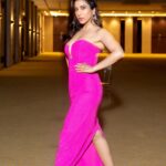Sophie Choudry Instagram - Thank you @realbollywoodhungama for honouring me with “Most Stylish Pop Queen of the Year” at #bhstyleicons2024 🩷🙏🏼 I’m insanely passionate about my music videos and stage style and it means a lot to be recognised for it! Tku to my amazing HMU teams, the designers and stylists I work with & above all my Momager. You are my style queen Ma🩷😘 Big love @divyachablani15 @harryrajput64 @ambereenyusuf @jerrydsouzaofficial @tanimakhosla 📸 @dinesh_ahuja HMU @harryrajput64 Outfit @rebeccavallance Jewels @farahkhanworld Co-styled by @tanimakhosla PR @butterflycomm.in @ritudevnani #styleawards #popdiva #moststylish #OGdiva #sophiechoudry #trending #trendingsongs #bollywoodhungama