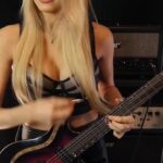 Sophie Lloyd Instagram – 🎶 @metallica
#metallica #guitar #female #guitarist #rockmusic #metal