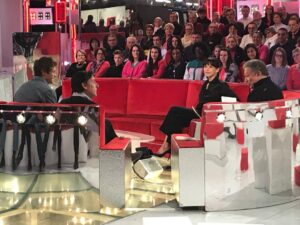 Sophie Marceau Instagram - Vivement Dimanche Prochain. Et vivement le mercredi 7 mars. #mmemills