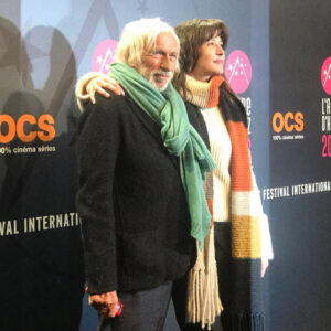 Sophie Marceau Instagram - Super première de ‘Mme Mills - Une voisine si parfaite’ au Festival de l’Alpe d’Huez! ❄️Merci d’être venus si nombreux ❤️ #mmemills #fah2018 @festivalpedhuez