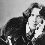 Sophie Marceau Instagram – “Et il me semble parfois avoir démontré, s’il était besoin de le démontrer qu’entre la célébrité et l’infamie il n’y a qu’un pas… peut être moins”.
– Oscar Wilde, De Profundis