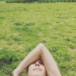 Sophie Marceau Instagram – Central Park !!
The coolest place on earth !! Pas de crottes de chiens contrairement aux parcs parisiens😬 #earthday #journeedelaterre