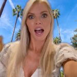 Sophie Monk Instagram – Holy crap! @HelloFreshAU gave me a live show 😳 social dinnering 😜. Lucky I’ve got my bestie @kellyosbourne for the first ep. Please have my back Wednesday 6pm LIVE AEST. Love to hear from you. ❤️❤️❤️❤️ please wish me luck… at least there will be good meals 😂
