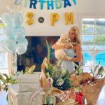 Sophie Monk Instagram - Just letting you know…ITS MY BIRTHDAY 😃 ( The “O” popped🤪)🎈 Presents on my story 🎁