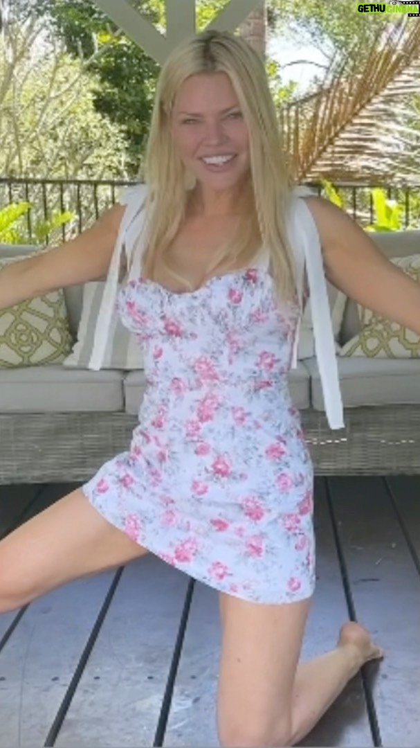 Sophie Monk Instagram - Josh asked for a sexy dance⦠did I nail it??? š„“