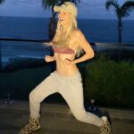 Sophie Monk Instagram - Please tell me what you guys are doing to entertain each other in ISO?? 😳 Poor @joshuargross 😂 I’m running out of dance moves... or am I? 😉😉😉😂 #nsync