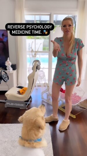 Sophie Monk Instagram - He just won’t have medicine unless I want it 🤣 our acting is getting better though.😜 @bluey_golden