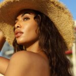 Sophie Piper Instagram – Up close 🌞