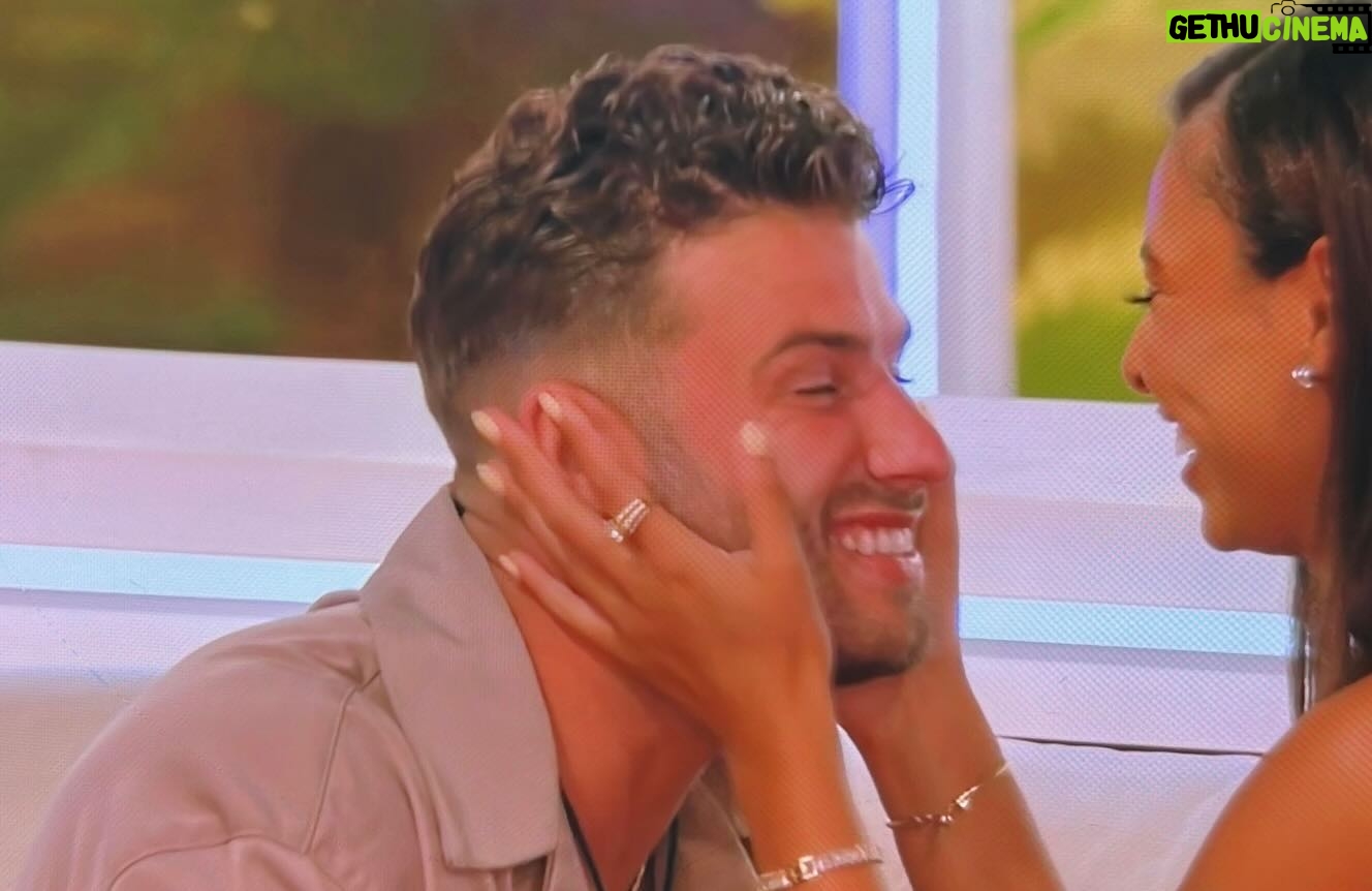Sophie Piper Instagram - Alexa, play T-Pain - I’m Sprung 🤭
