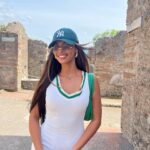 Sophie Piper Instagram - Exploring Pompeii 🗺️
