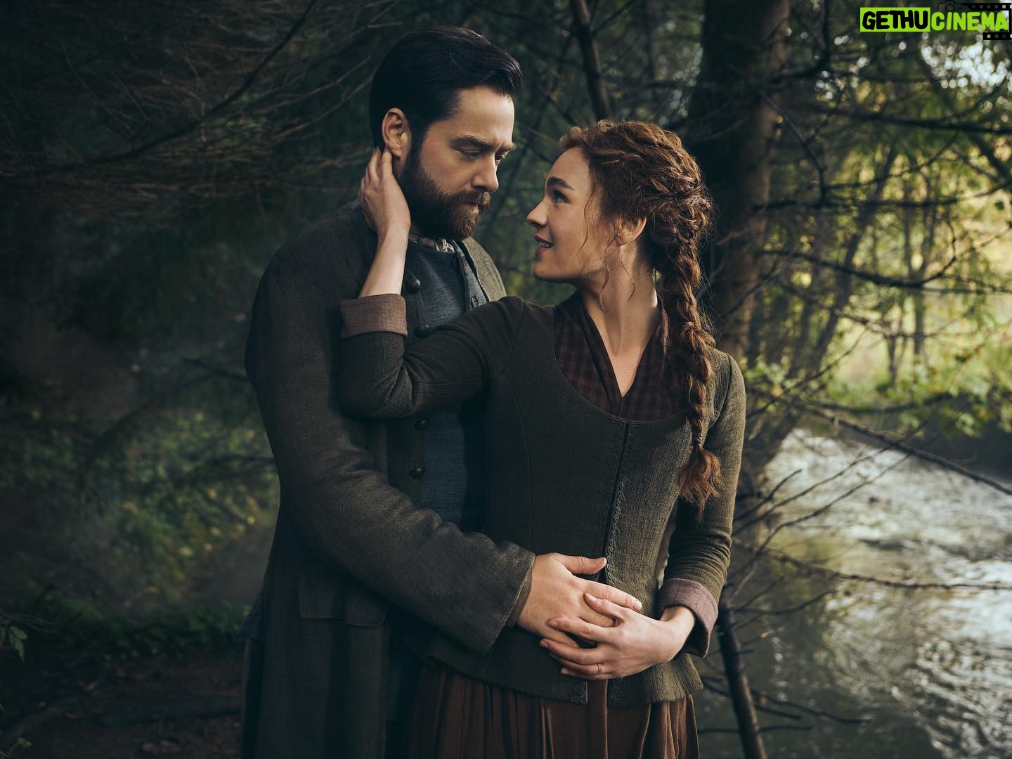 Sophie Skelton - 91.1K Likes - With each swipe, your smile will get bigger. Trust me. #Outlander