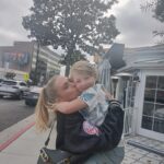 Sophie Skelton Instagram - My little angels in the City of Angels 🥹🤍💫 x