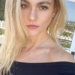 Sophie Skelton Instagram - I did a thing 💇🏼‍♀️