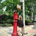 Sophie Skelton Instagram - English’n in New York 🗽 @outlander_starz