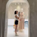 Sopitnapa Chumpanee Instagram - Shopping at a trendy shop @shopbold.me in my neighborhood... เดินออกจากบ้าน ตรงไป เลี้ยวซ้าย ถึงเลย แย่แล้วววว love ♥️ ... soon #คุณโสภิตมีเรื่องจะเล่า Special EP. 3 @shopbold.me 💋