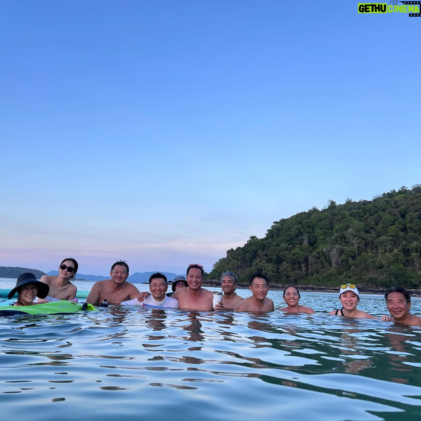 Sopitnapa Chumpanee Instagram - TESORO 💋❤️🛥️ Chase the Sunset with those who cherish your presence, for in their company, every moment becomes a treasure 👩🏻 #khunsopidlovessunset May 3, 2024 #pattaya #beach #thailand #saxdor Photo by Biathai ❤️🔥