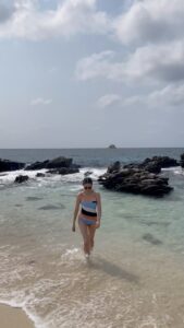 Sopitnapa Chumpanee Instagram - #พัทยา ♥️💋 วันนี้อากาศดีจัง Take your time out to #BREATH 🏝️🙂 VDO by @leenatgigi 📷 #Pattaya #beach #thailand