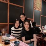 Sopitnapa Chumpanee Instagram – Last week ♥️💋
เมื่อไหร่จะ post ได้ 20รูปซะที ❤️‍🔥😂

Photo 1-4 : Indian restaurant: JHAROKA ที่ Erawan Bangkok 2 floor อร่อยมากกกกก 
@jharokhabyindus 💎
Photo : 5-6 … @fatboyizakaya ชอบมากๆๆๆ
VDO : 7-8 Friends day at Worra 💋
VDO : 9 / worra ♥️ Piti Anniversary 
Last VDO : Coffee at @cityboycoffeestand กาแฟดีจัง ผ่านบ่อยมาก เพิ่งเคยได้ไป กาแฟดีๆๆๆๆ ❤️‍🔥

#khunsopidishappy