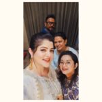 Srabanti Chatterjee Instagram - Dil kiske paas ja raha hain??😍💫 @srabanti.smile @binanath19 @manna.subir
