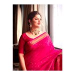 Srabanti Chatterjee Instagram - My childhood memories of my mother wearing a traditional saree during Diwali celebrations have inspired my work as a designer. The incorporation of silk traditional sarees and vintage jewelry in a contemporary format reflects a beautiful blend of heritage and modernity. Kolkata's unique style statement adds an extra layer of regional charm to this classic attire. Styled my all time favourite Srabanti @srabanti.smile in @rangoliindia and @illuminate_shine_everyday makeup done by @manna.subir hairby @santoshi.saha.1