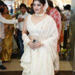 Srabanti Chatterjee Instagram – #shadarongerprithibi 😍😍

@rangoliindia