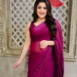 Srabanti Chatterjee Instagram - Feel like #thumakthumak #trending #thumakthumak #funtimes #shootmode #vibing #metime #reelskarofeelkaro #dance