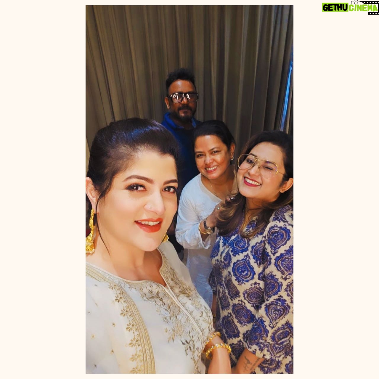 Srabanti Chatterjee Instagram - Dil kiske paas ja raha hain??😍💫 @srabanti.smile @binanath19 @manna.subir