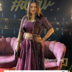 Srabanti Chatterjee Instagram – সৌরভ দর্শনার বিয়েতে @srabanti.smile ❤️ ভালোবেসে আমরা ভুল করিনি And we love you ” পৃথিবীর মতো “😍 #srabanti #DSav #SauravDarshana #wedding