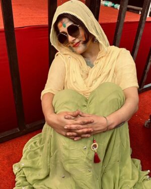 Srabanti Chatterjee Instagram - শুভ দোলযাত্রা 🏳️‍🌈