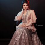 Srabanti Chatterjee Instagram - The spellbinding @srabanti.smile Styled by @sandip_jaiswal Makeup and Hair done by @meghna_make_up_artist Wardrobe @rangoliindia Jewllry @illuminate_shine_everyday @adiitiboseofficial27 ❤️ @surjaphotography Camera Canon R5 Lens Canon 70-200. 2.8 #VibeWithCanon #CANwithCanon #CapturedOnCanon #DoGreatWithCanon #EOSInfluencer #canonindia_official #TathagataGhoshPhotography
