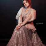 Srabanti Chatterjee Instagram - The spellbinding @srabanti.smile Styled by @sandip_jaiswal Makeup and Hair done by @meghna_make_up_artist Wardrobe @rangoliindia Jewllry @illuminate_shine_everyday @adiitiboseofficial27 ❤️ @surjaphotography Camera Canon R5 Lens Canon 70-200. 2.8 #VibeWithCanon #CANwithCanon #CapturedOnCanon #DoGreatWithCanon #EOSInfluencer #canonindia_official #TathagataGhoshPhotography