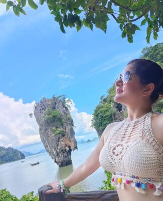 The Most Liked Instagram Photos of Srabanti Chatterjee: A Top 10 Showcase!