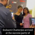 Srabanti Chatterjee Instagram - Srabanti Chatterjee arrived at the success party of Dawshom Obotar @srabanti.smile #tollywood #viral #trending #dowshomobotar