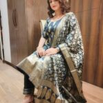 Srabanti Chatterjee Instagram - Festive vibes ✨️ 🌟 @sarmistha1992
