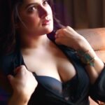 Srabanti Chatterjee Instagram – #Making
@srabanti.smile 🖤
@adiitiboseofficial27 
@kiara_sen111 
@brushofpritam 
@mainak1111_makeup_artist 
@surjaphotography 

Camera Canon eos R5
Lens Canon RF 70-200. 2.8
@canonindia_official 
#VibeWithCanon
##CANwithCanon