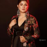 Srabanti Chatterjee Instagram - The entrancing @srabanti.smile Styled by @sandip_jaiswal Makeup and Hair done by @meghna_make_up_artist Wardrobe @rangoliindia Jewllry @illuminate_shine_everyday @adiitiboseofficial27 ❤️ @surjaphotography Camera Canon R5 Lens Canon 70-200. 2.8 #VibeWithCanon #CANwithCanon #CapturedOnCanon #DoGreatWithCanon #EOSInfluencer #canonindia_official #TathagataGhoshPhotography