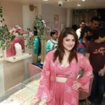 Srabanti Chatterjee Instagram - Now @srabanti.smile is launching @miabytanishq at our location at Gariahat. Come join us. #SrabantiChatterjee #TanishqJewellery #TanishqJewellery #jewellery #TataGroup #kolkata #Gariahat