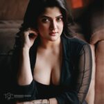 Srabanti Chatterjee Instagram – I decide my vibe 💫