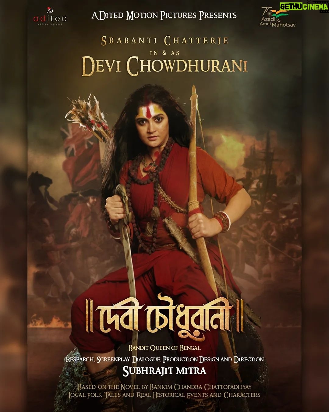 Srabanti Chatterjee Instagram - Behold, the curtain rises on a brand new beginning! The moment you've all been waiting for is finally here! Feast your eyes on the exclusive first look of our film 'Devi Chowdhurani' (Bandit Queen of Bengal). It's a magnum opus game-changer! Research, Screenplay, Dialogue, Production Design and Direction: 𝗦𝘂𝗯𝗵𝗿𝗮𝗷𝗶𝘁 𝗠𝗶𝘁𝗿𝗮 Produced by: 𝗔𝗗𝗶𝘁𝗲𝗱 𝗠𝗼𝘁𝗶𝗼𝗻 𝗣𝗶𝗰𝘁𝘂𝗿𝗲𝘀 Presented by 𝗔𝗻𝗶𝗿𝘂𝗱𝗱𝗵𝗮 𝗗𝗮𝘀𝗴𝘂𝗽𝘁𝗮, 𝗮𝗻𝗱 𝗔𝗽𝗮𝗿𝗻𝗮 𝗗𝗮𝘀𝗴𝘂𝗽𝘁𝗮. D.O.P: 𝗔𝗻𝗶𝗿𝗯𝗮𝗻 𝗖𝗵𝗮𝘁𝘁𝗲𝗿𝗷𝗲𝗲 Look Design: 𝗦𝗼𝗺𝗻𝗮𝘁𝗵 𝗞𝘂𝗻𝗱𝘂 Costume Design: 𝗣𝗼𝘂𝗹𝗮𝗺𝗶 𝗚𝘂𝗽𝘁𝗮 Weapon Curation: 𝗣𝗿𝗮𝗷𝗻𝗮 𝗗𝘂𝘁𝘁𝗮 Still Photography: 𝗔𝗻𝗶𝗿𝗯𝗮𝗻 𝗖𝗵𝗮𝗸𝗿𝗮𝗯𝗼𝗿𝘁𝘆 Music Direction: 𝗕𝗶𝗰𝗸𝗿𝗮𝗺 𝗚𝗵𝗼𝘀𝗵 Supervising Producer: 𝗕𝗹𝗼𝘁𝘁𝗶𝗻𝗴 𝗣𝗮𝗽𝗲𝗿 𝗦𝘁𝘂𝗱𝗶𝗼𝘀 𝗣𝗿𝗼𝘀𝗲𝗻𝗷𝗶𝘁 𝗖𝗵𝗮𝘁𝘁𝗲𝗿𝗷𝗲𝗲'𝘀 𝗮𝘀𝘁𝗼𝘂𝗻𝗱𝗶𝗻𝗴 𝘁𝗿𝗮𝗻𝘀𝗳𝗼𝗿𝗺𝗮𝘁𝗶𝗼𝗻 𝗶𝗻𝘁𝗼 '𝗕𝗵𝗮𝘃𝗮𝗻𝗶 𝗣𝗮𝘁𝗵𝗮𝗸' 𝗶𝘀 𝗼𝗻 𝘁𝗵𝗲 𝗵𝗼𝗿𝗶𝘇𝗼𝗻. 𝗦𝘁𝗮𝘆 𝘁𝘂𝗻𝗲𝗱 𝗳𝗼𝗿 𝘁𝗵𝗲 𝗴𝗿𝗮𝗻𝗱 𝘂𝗻𝘃𝗲𝗶𝗹𝗶𝗻𝗴! 𝗦𝗿𝗮𝗯𝗮𝗻𝘁𝗶 𝗖𝗵𝗮𝘁𝘁𝗲𝗿𝗷𝗲𝗲: Profullo / Devi Chowdhurani #JaiBhairavi #DeviChowdhurani #banditqueenofbengal #aditedmotionpictures @subhrajitmitra @prosenstar @apu.aparna @aniruddha.dasgupta.92 @srabanti.smile @arjunchakrabarty @bickramghoshofficial @darshanabanik @bibriti @kinjalnanda_official @poulami.rgupta @somnaththemakeupartist
