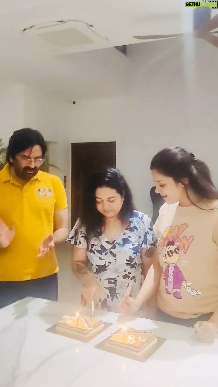 Sreemukhi Instagram - Happy birthday to my angels 🧚🧚 #sreemukhi #latha ❤️❤️